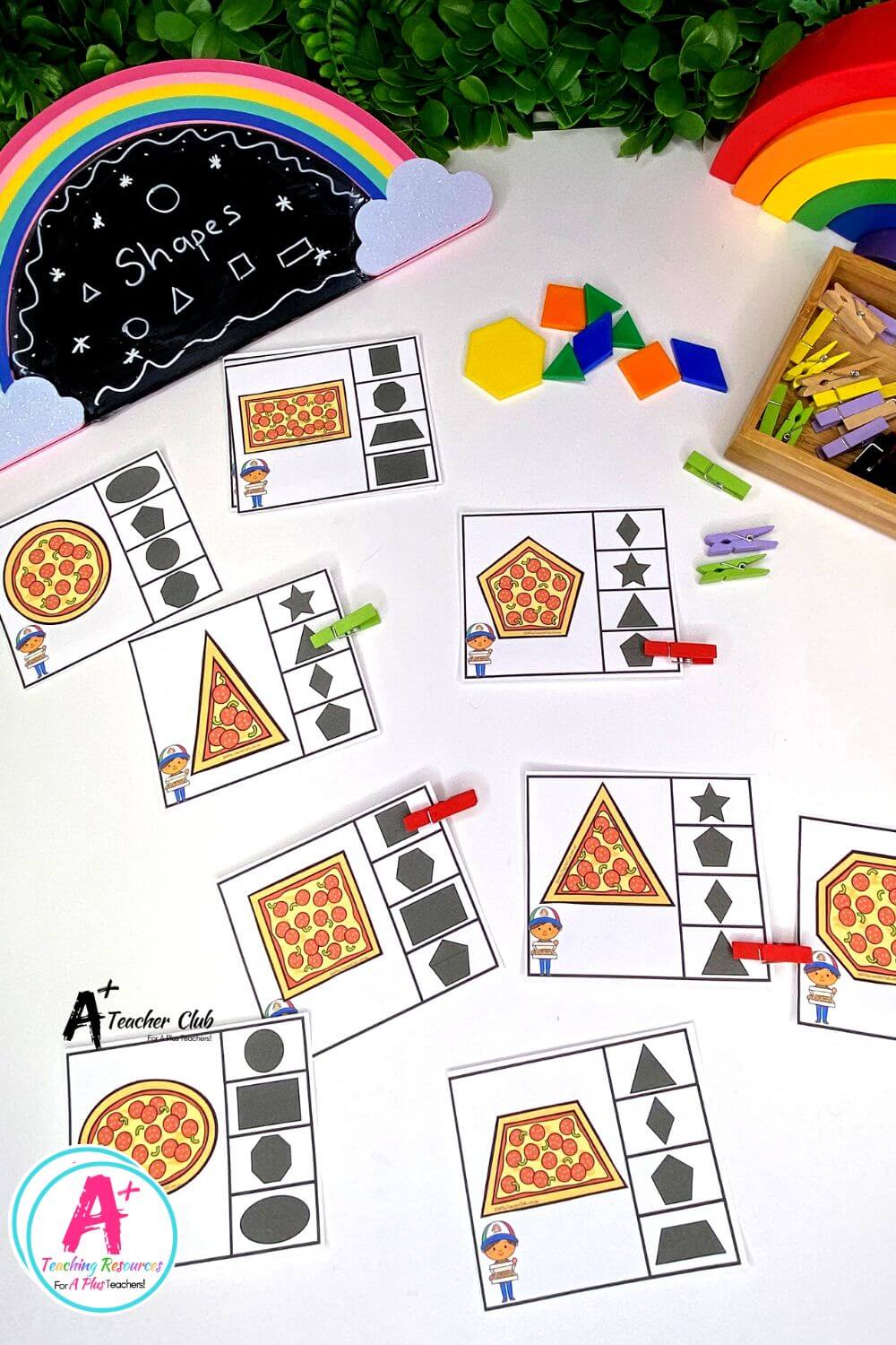 2D Shapes Match & Clip it Cards - Pizza