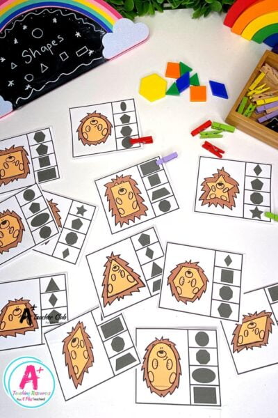2D Shapes Match & Clip it Cards - Hedgehog
