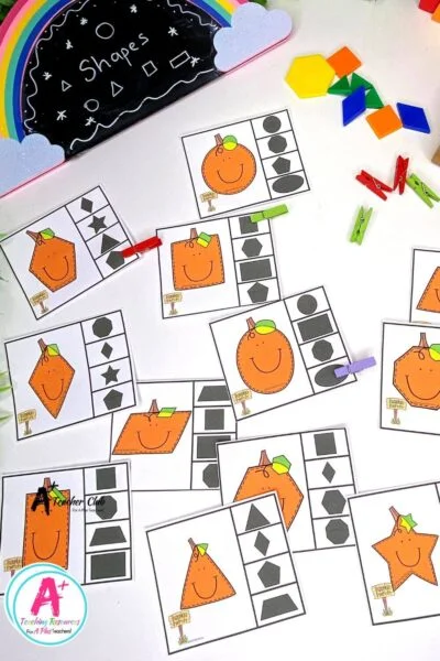 2D Shapes Match & Clip it Cards - Pumpkin